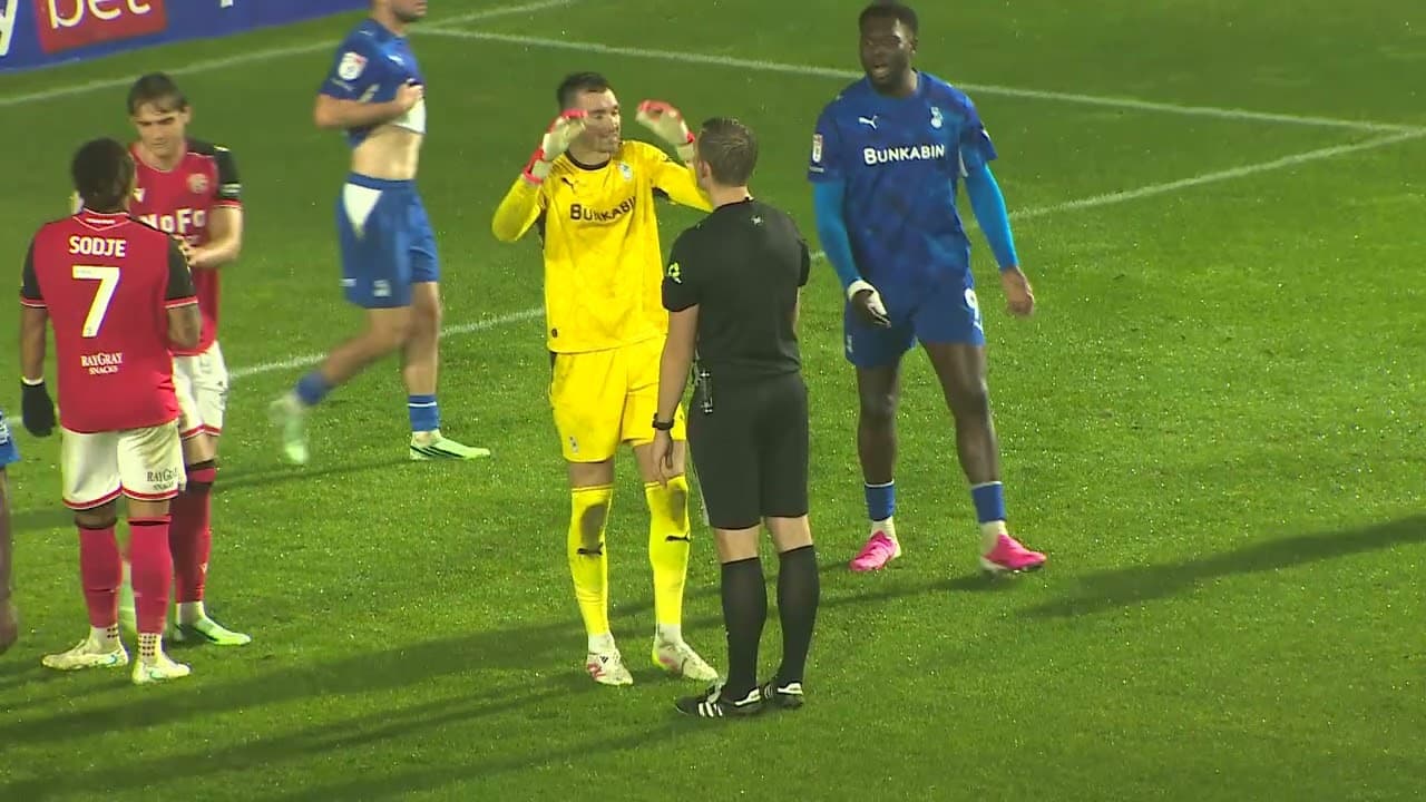 Walsall v Oldham Athletic Highlights thumbnail