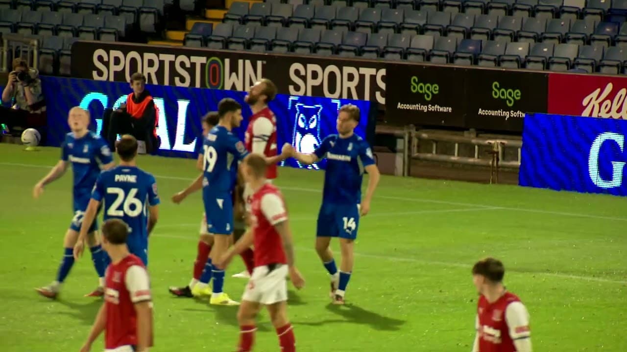 Oldham Athletic v Fleetwood Town Highlights thumbnail