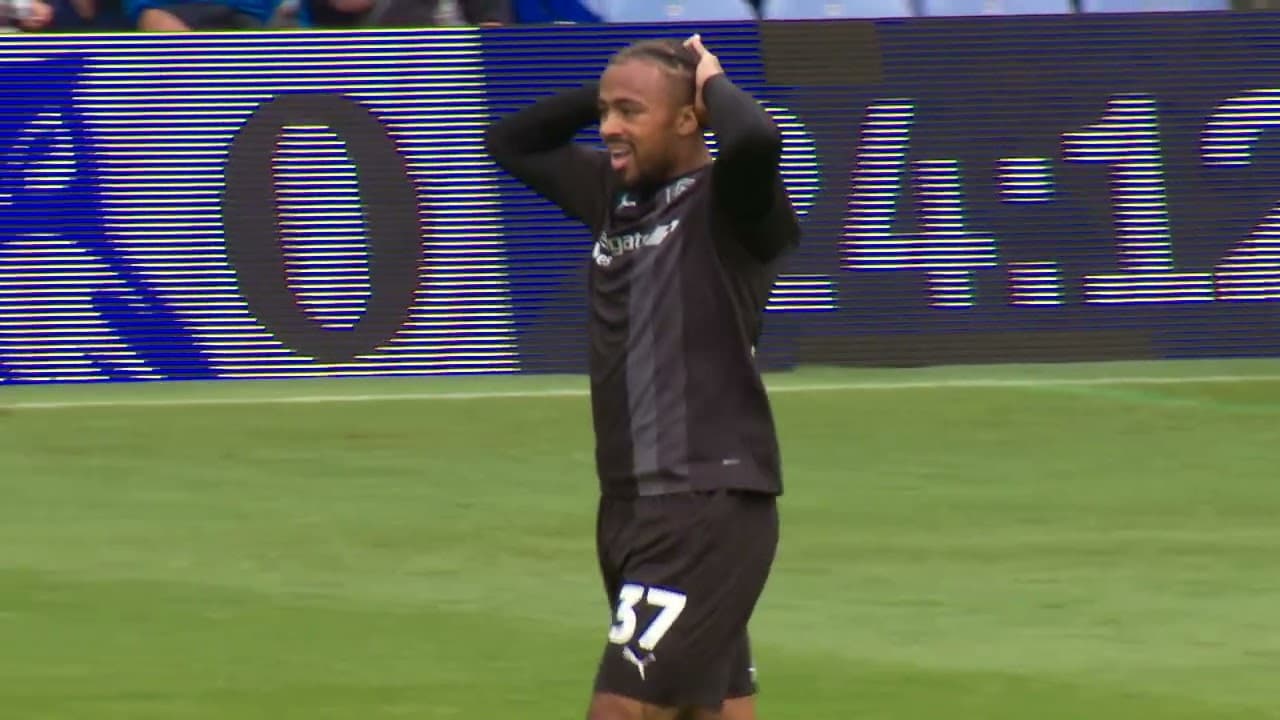 Oldham Athletic v Chesterfield Highlights thumbnail