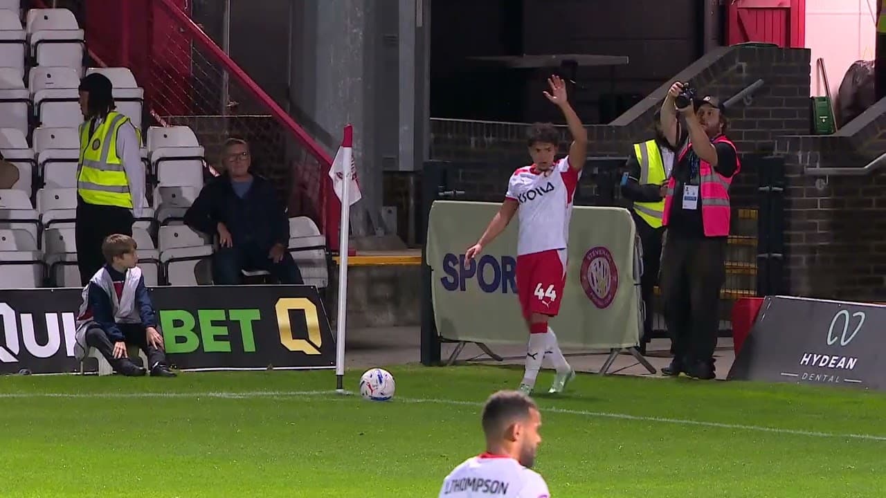 Stevenage v Leicester City Highlights thumbnail